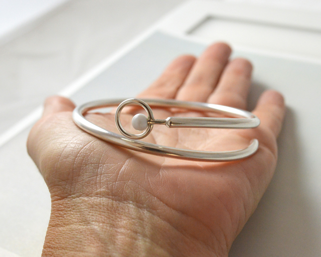 Australian handmade silver jewellery by Jocale Design - Pearly White Sterling Silver Bangle